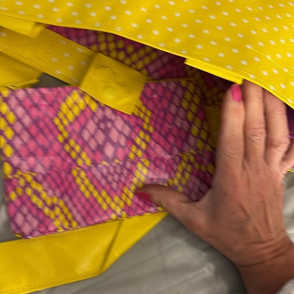 NEW-collectors Marilyn Monroe Designer  
Shopping tote w/t Snap on wallet inside - Picture 9 of 15